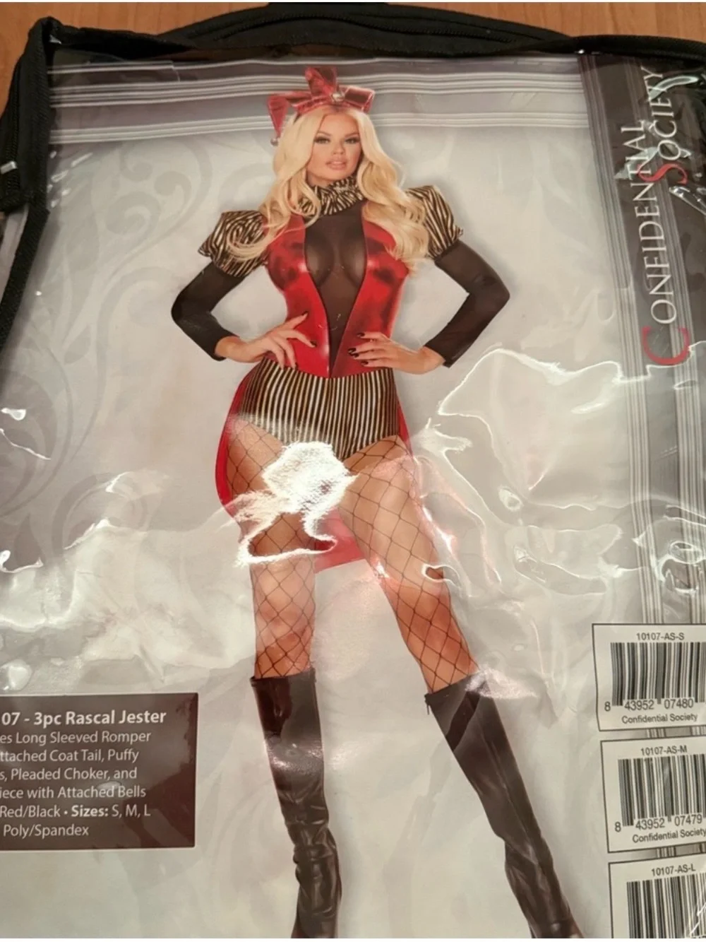 Leg Avenue Red & Gold Ringmaster Costume with Sheer Black Accents - Picture 3 of 4